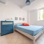 Isulatravel - Blu Mediterraneo House *