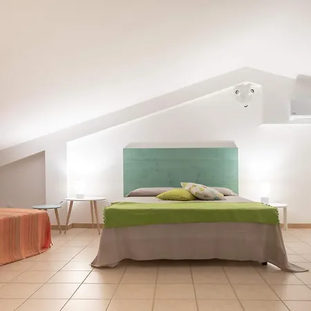 Isulatravel - Blu Mediterraneo House *