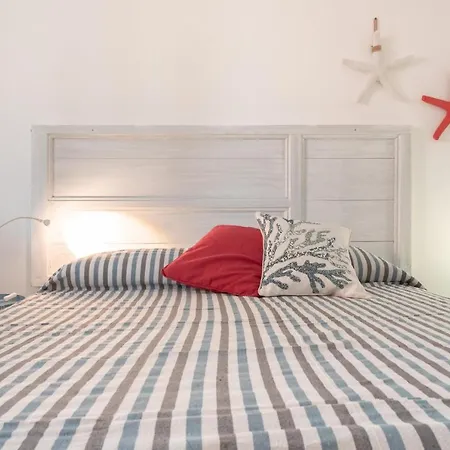 Шале Isulatravel - Blu Mediterraneo House *